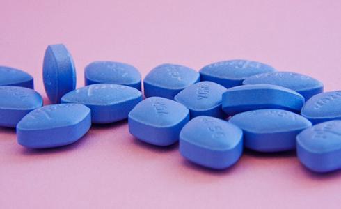 药品销售榜大变样！政策促洗牌，企业如何守护大品种？