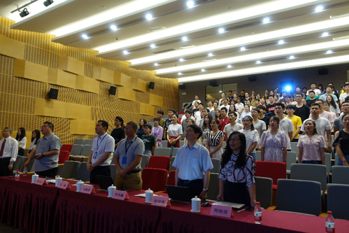 宣读HJC黄金城平台宣誓词